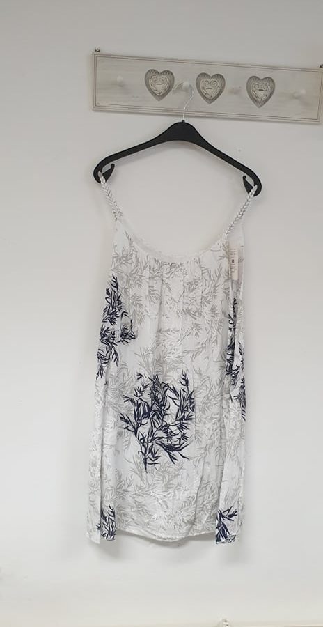 Ibiza jurk print wit code 1561