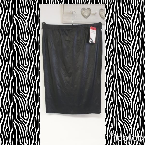 Magna rok g 41 001 leder look