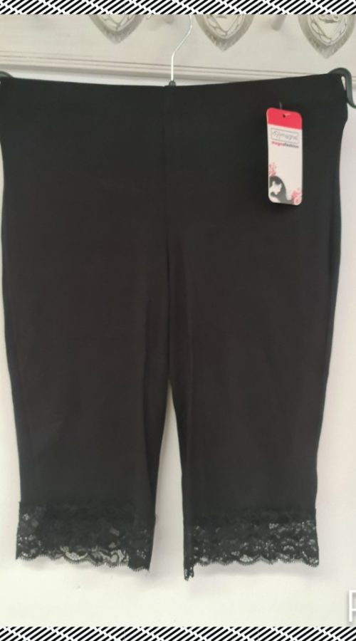Magna f 2102 001 black onder legging voor jurk